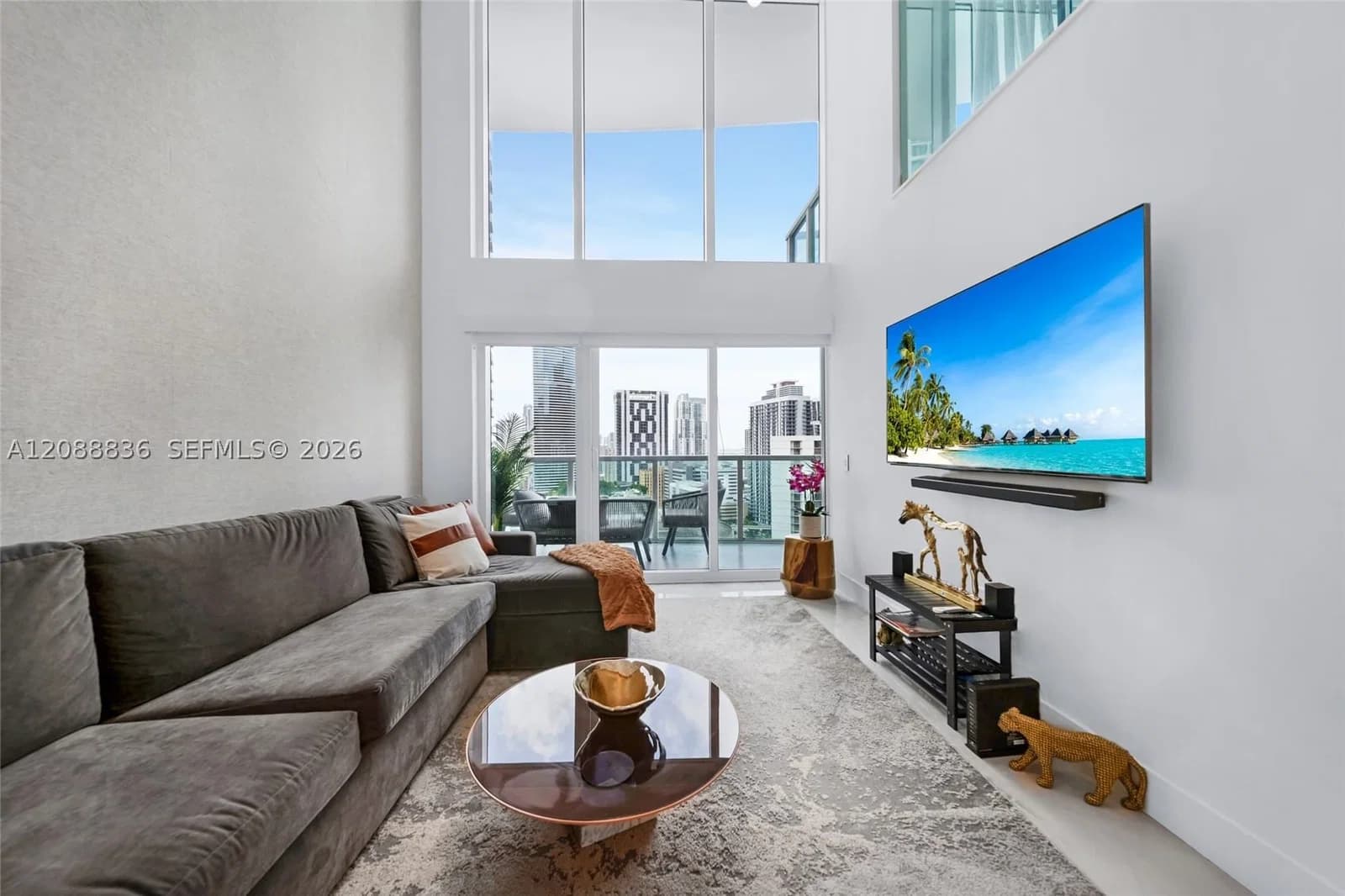 2+1 Condo — 41 5th St #1407, Miami, FL 33131