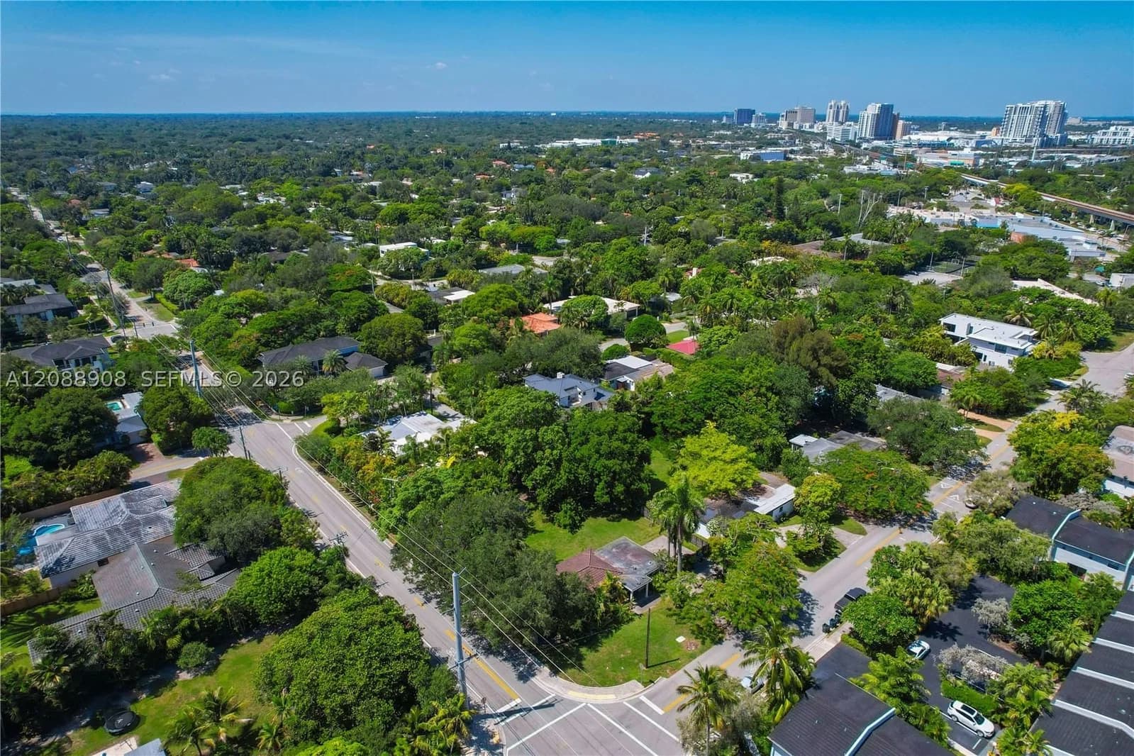 Mülk — 6200 78th St, South Miami, FL 33143