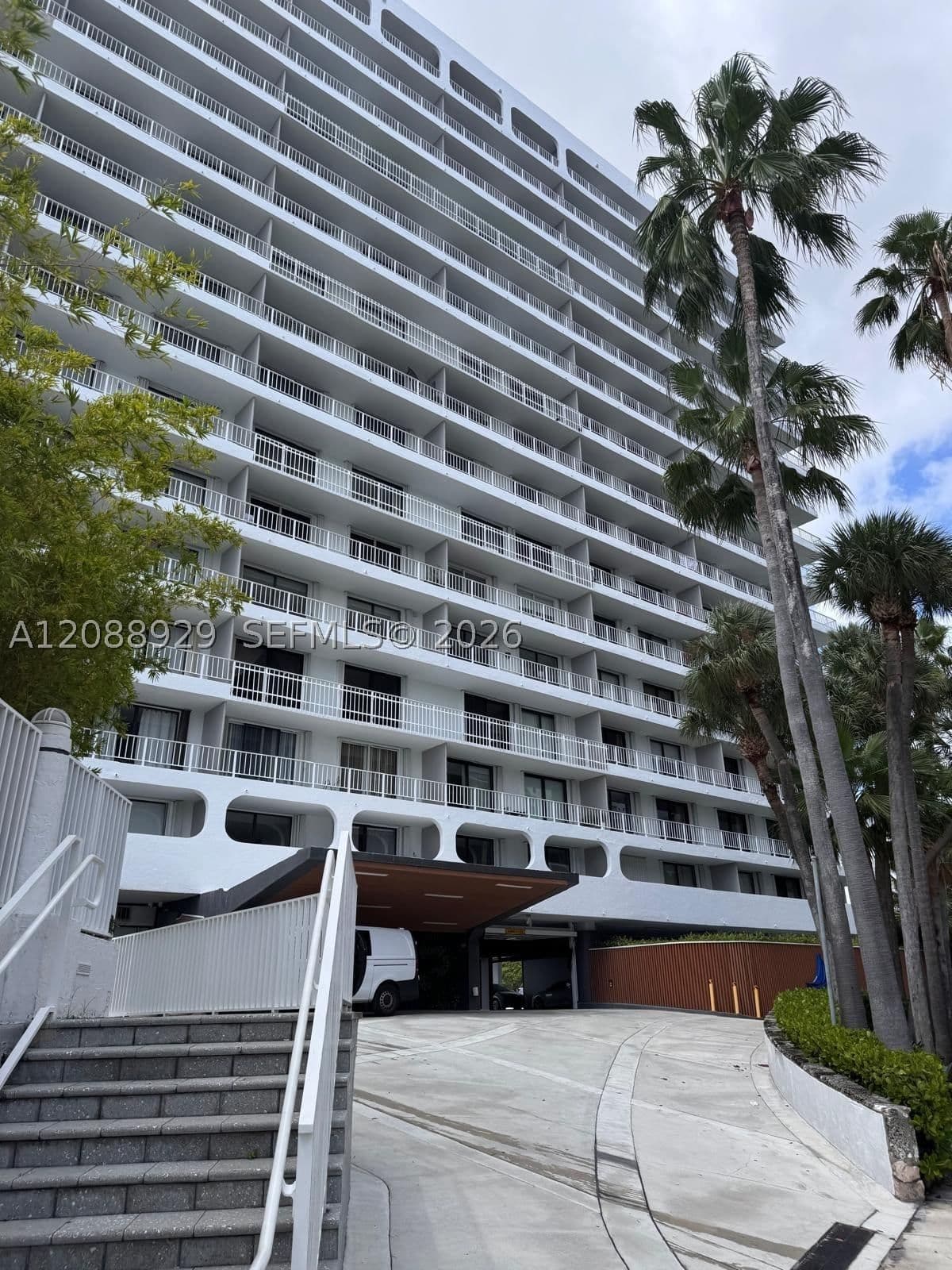 2-bedroom Condo — 200 15th Rd #7D, Miami, FL 33129