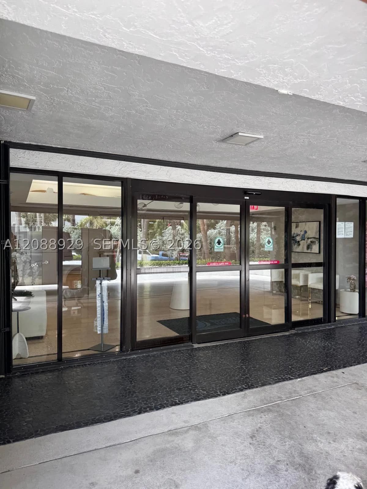 2-bedroom Condo — 200 15th Rd #7D, Miami, FL 33129