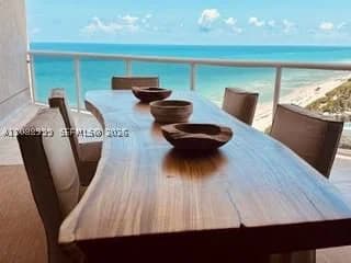 2+1 Condo — 6767 Collins Ave #2206, Miami Beach, FL 33141