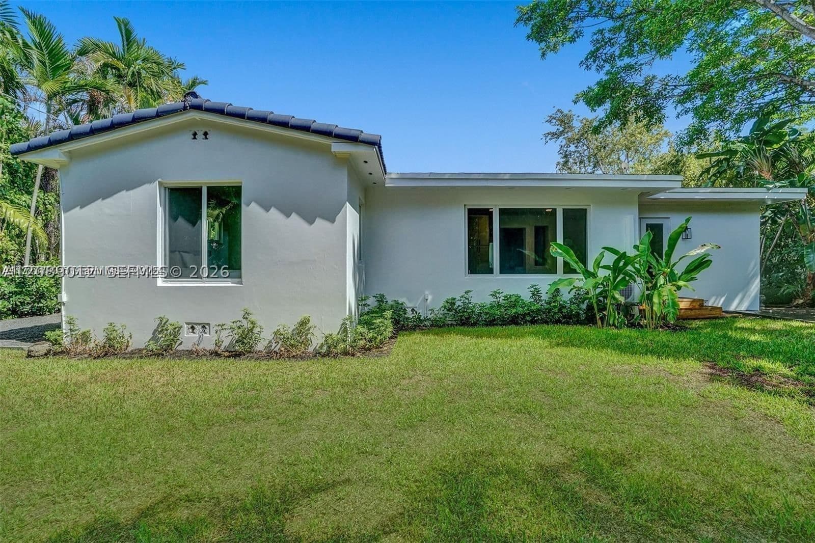 3-bedroom Single-Family Home — 630 52nd Ter, Miami, FL 33137