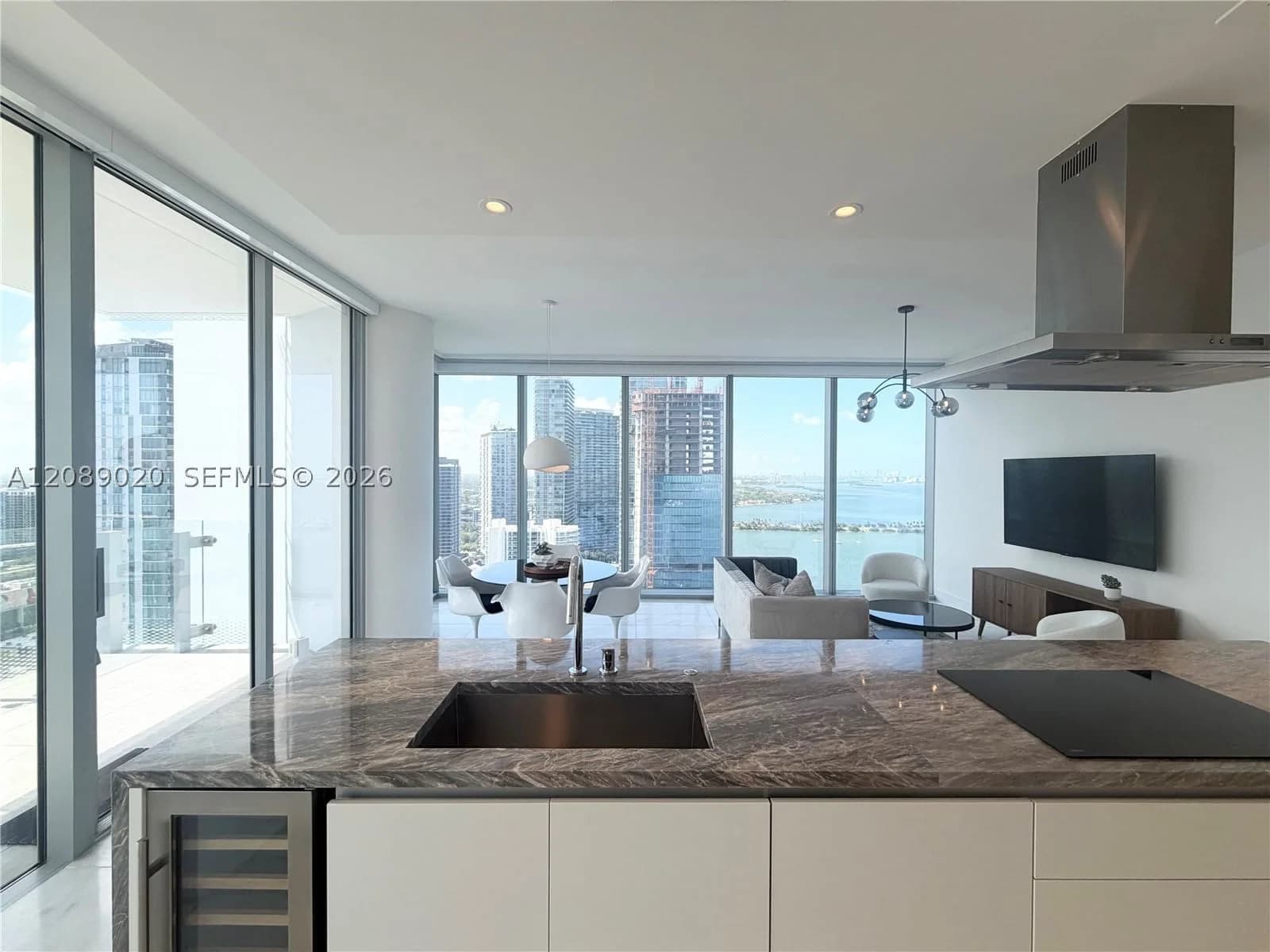 2-bedroom Condo — 700 26th Ter #2406, Miami, FL 33137