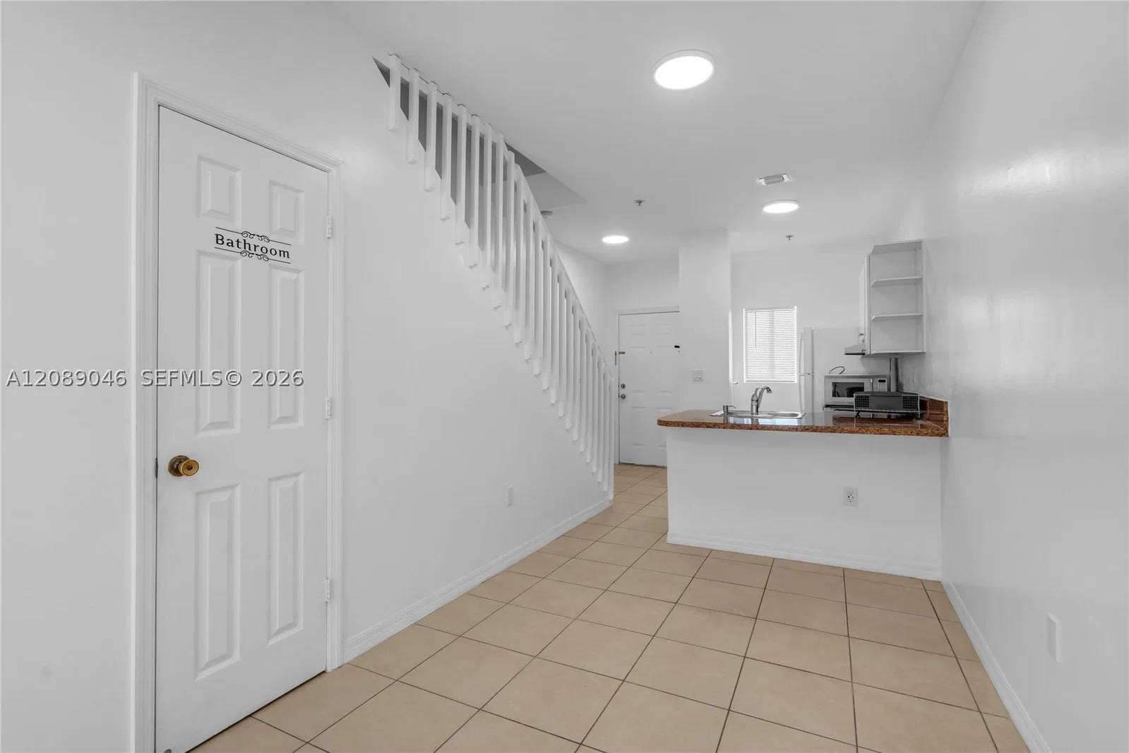 1+1 Condo — 928 3rd St #205, Miami, FL 33130