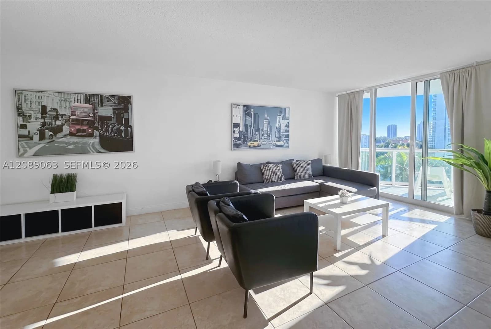 1+1 Condo — 3901 Ocean Dr #6S, Hollywood, FL 33019