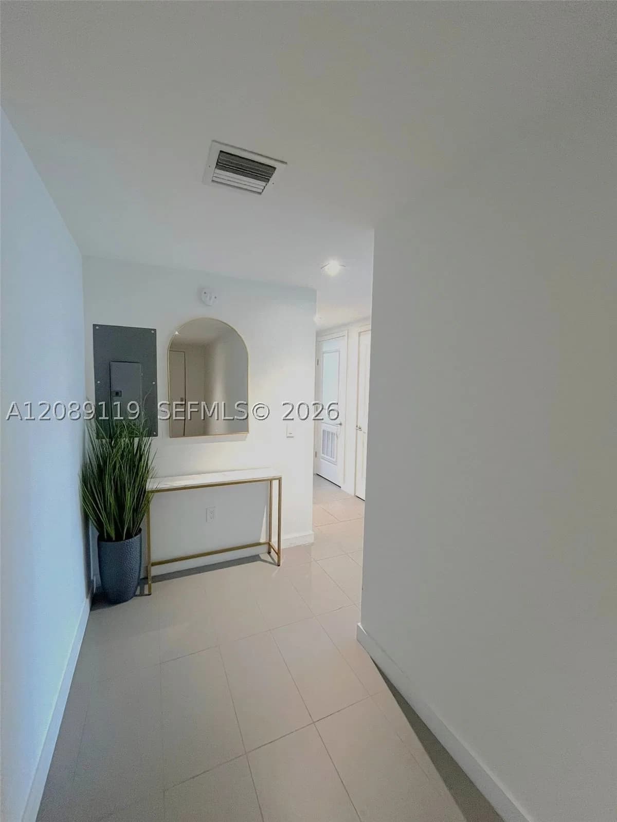 2+1 Condo — 1600 1st Ave #3606, Miami, FL 33132