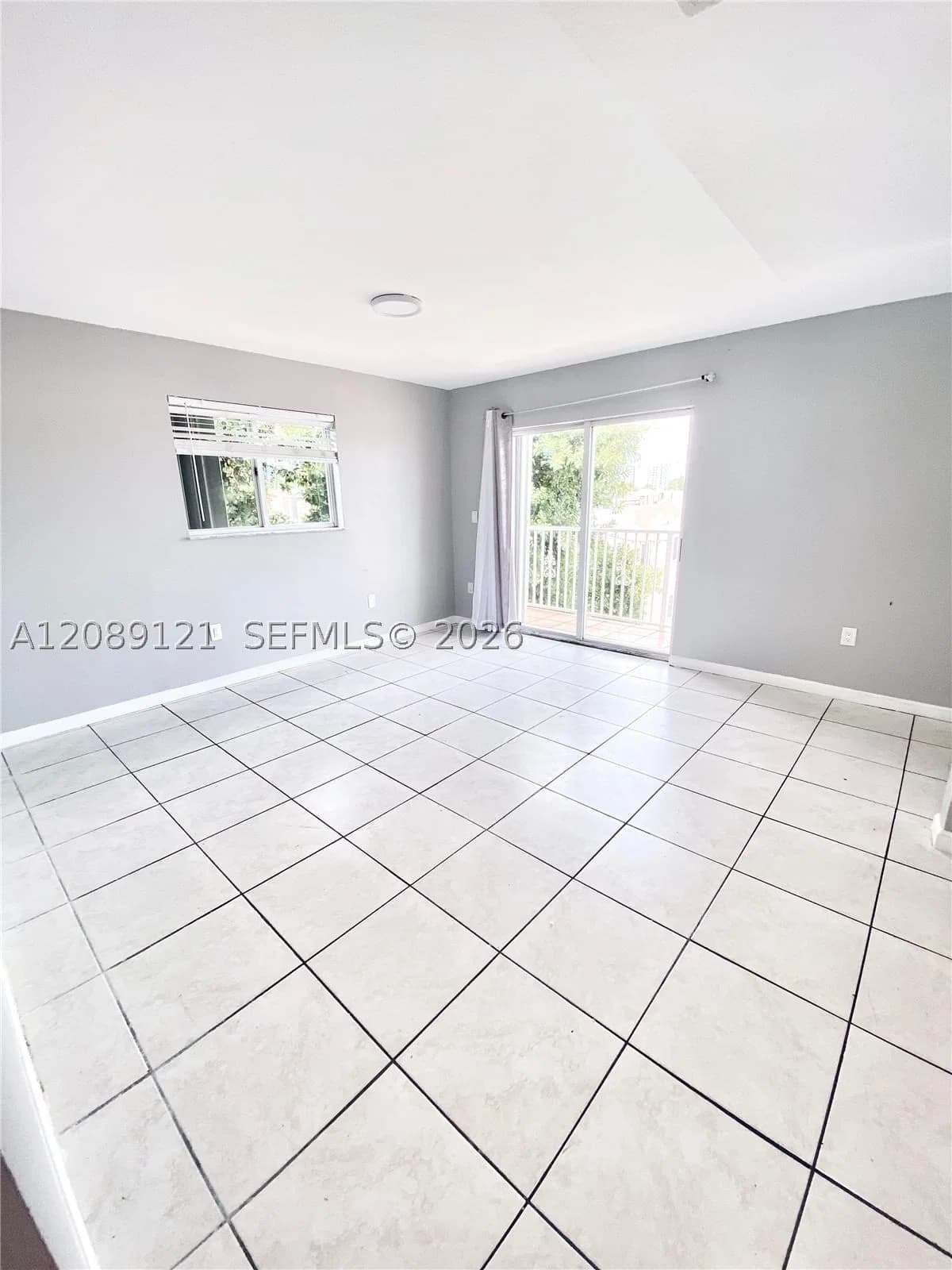 2-bedroom Condo — 328 12th Ave #12, Miami, FL 33128