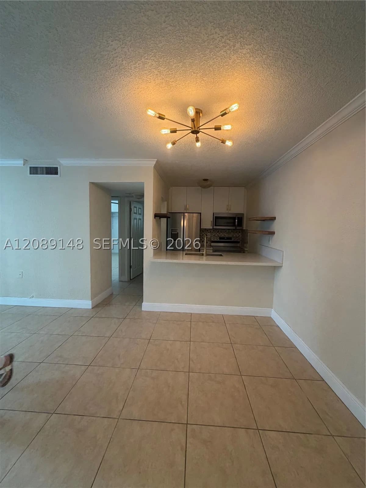 2-bedroom Condo — 300 Madeira Ave #102, Coral Gables, FL 33134