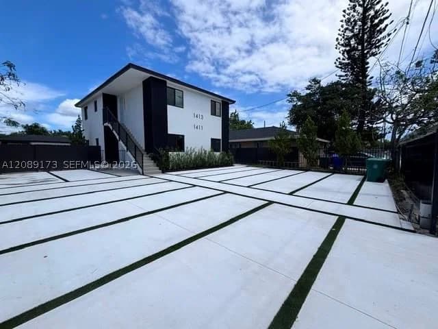 3+1 Mülk — 1411 40th St #1, Miami, FL 33142