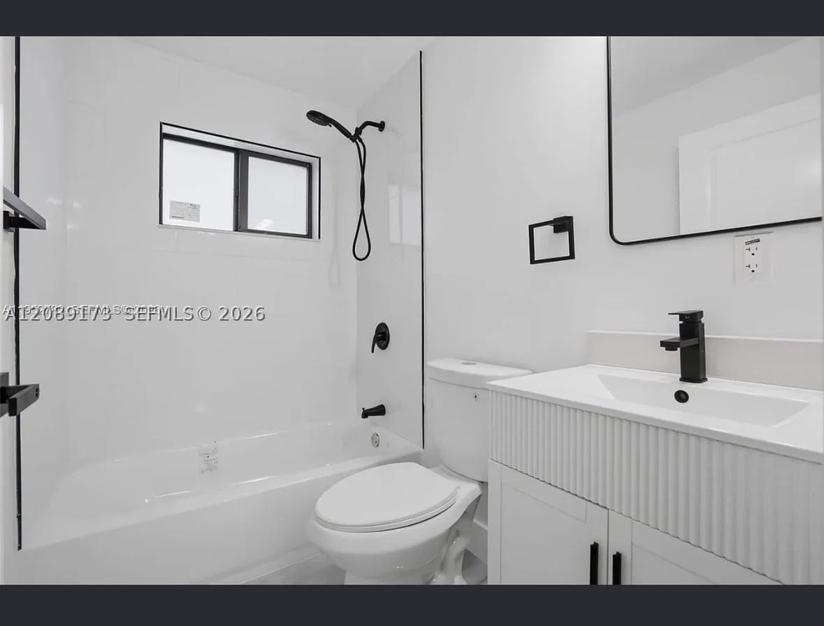 3+1 Mülk — 1411 40th St #1, Miami, FL 33142