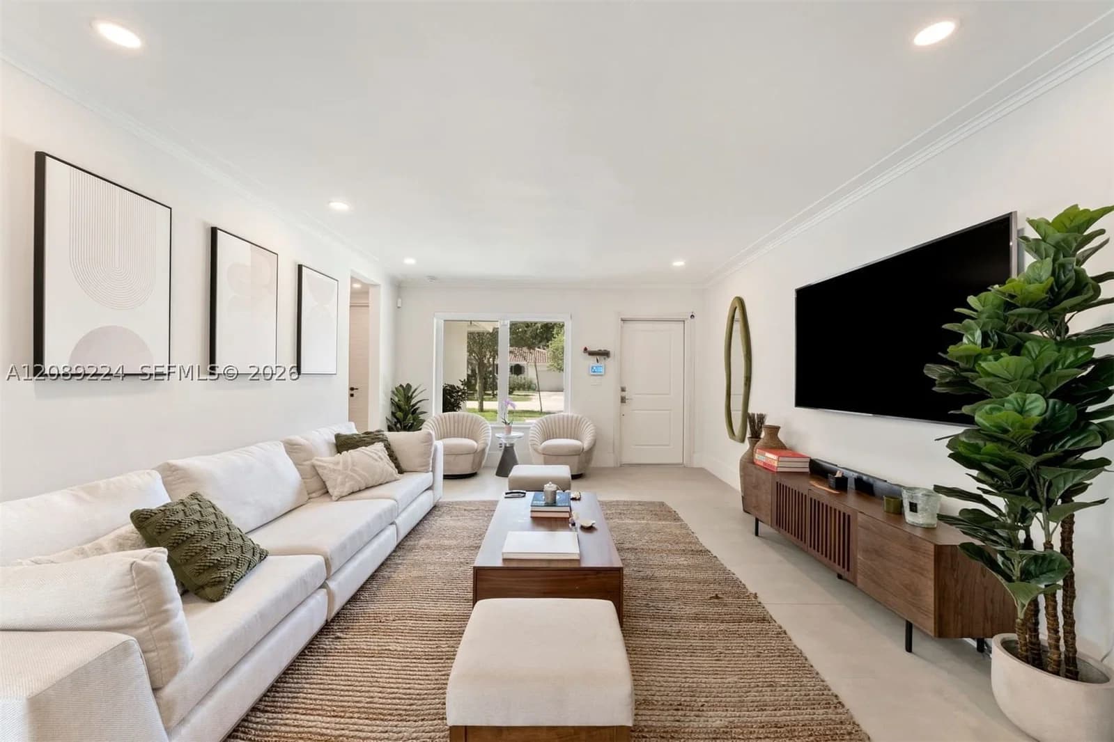 3+1 Müstakil ev — 45 Palermo Ave, Coral Gables, FL 33134