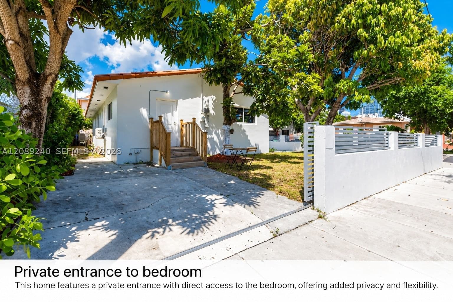 3+1 Müstakil ev — 962 6th Ave, Miami, FL 33130