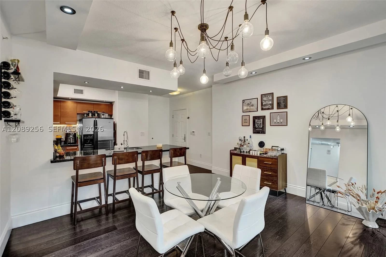 2+1 Condo — 2030 Douglas Rd #401, Coral Gables, FL 33134