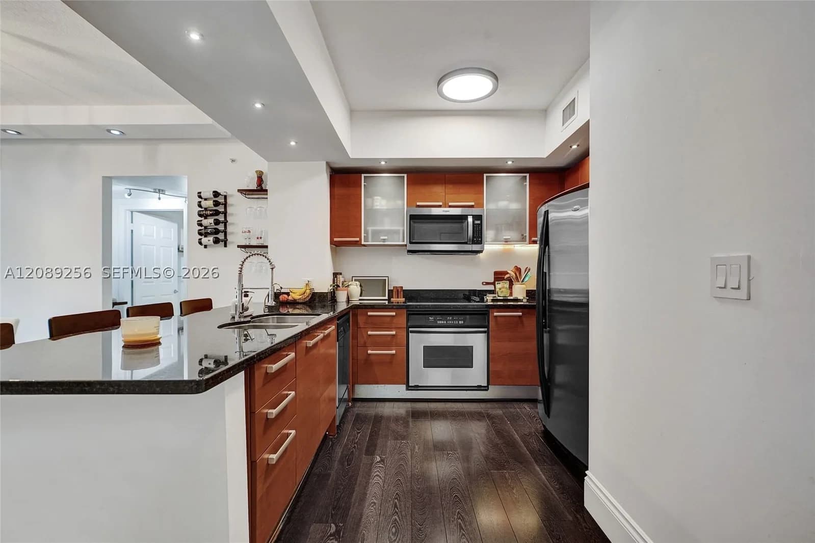 2+1 Condo — 2030 Douglas Rd #401, Coral Gables, FL 33134