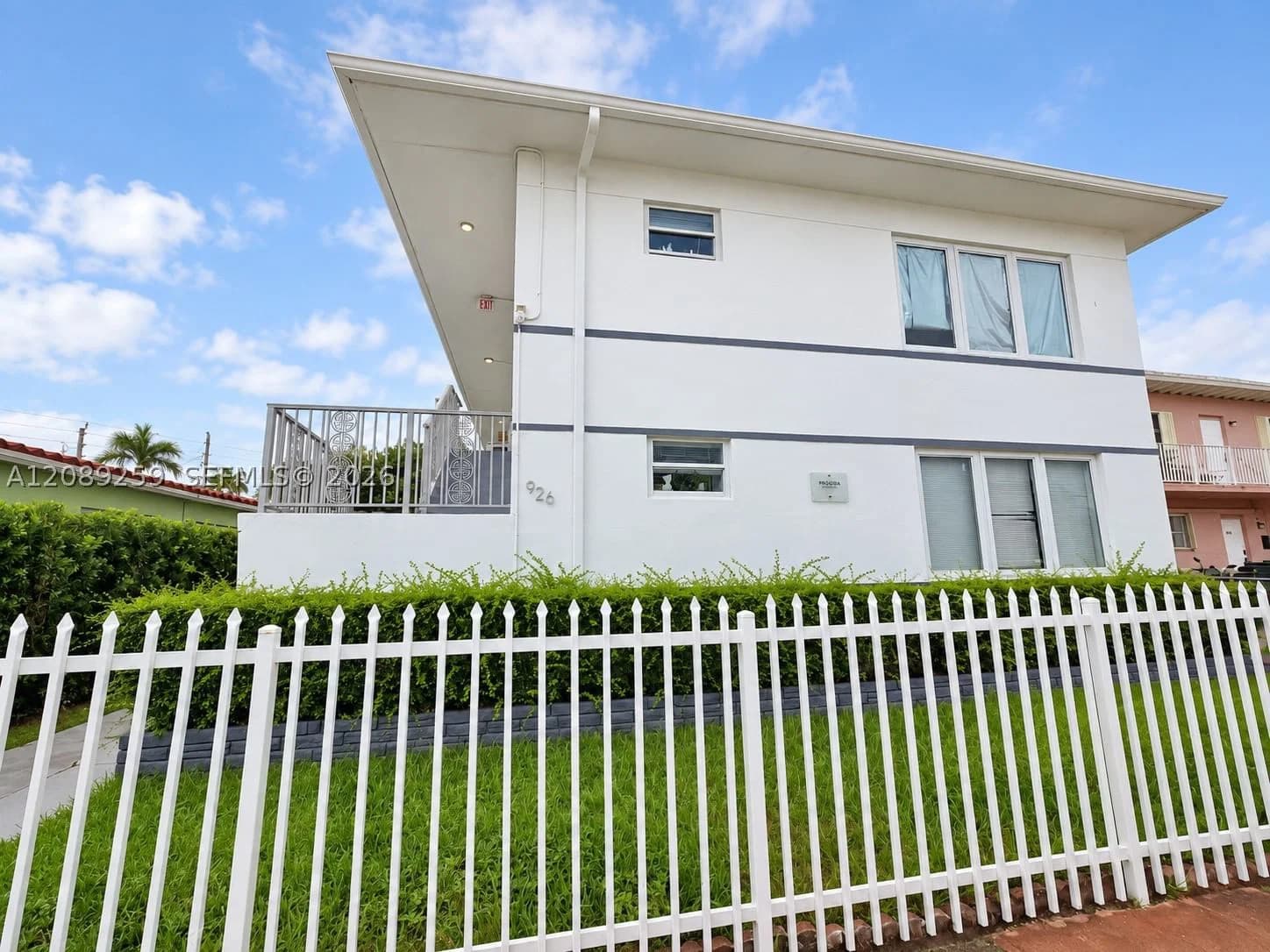 1-bedroom Apartment — 926 79th Ter #6, Miami Beach, FL 33141