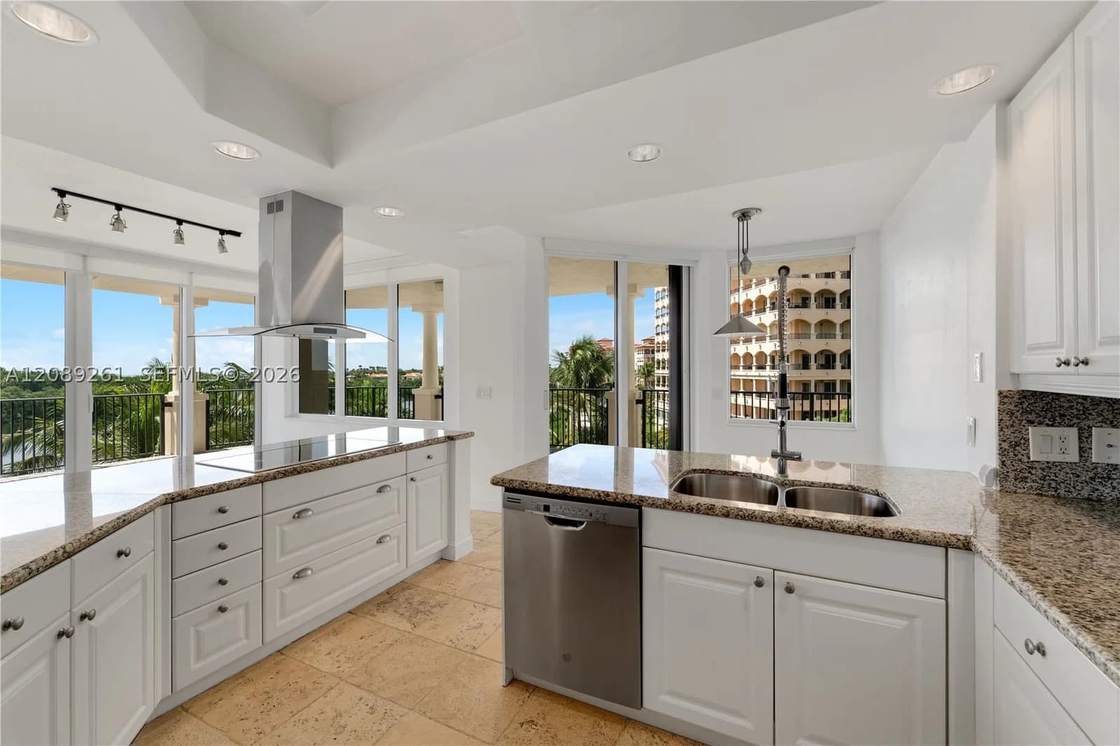 4+1 Condo — 13627 Deering Bay Dr #404, Coral Gables, FL 33158