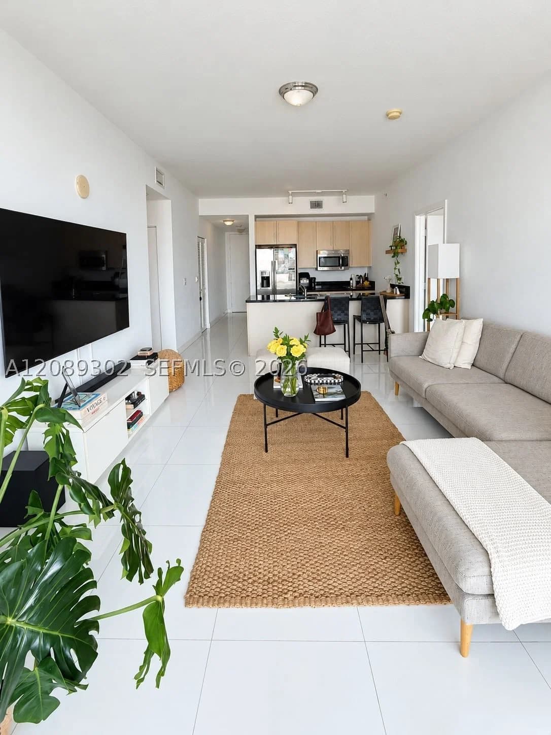 2+1 Condo — 79 12 ST #2910, Miami, FL 33130