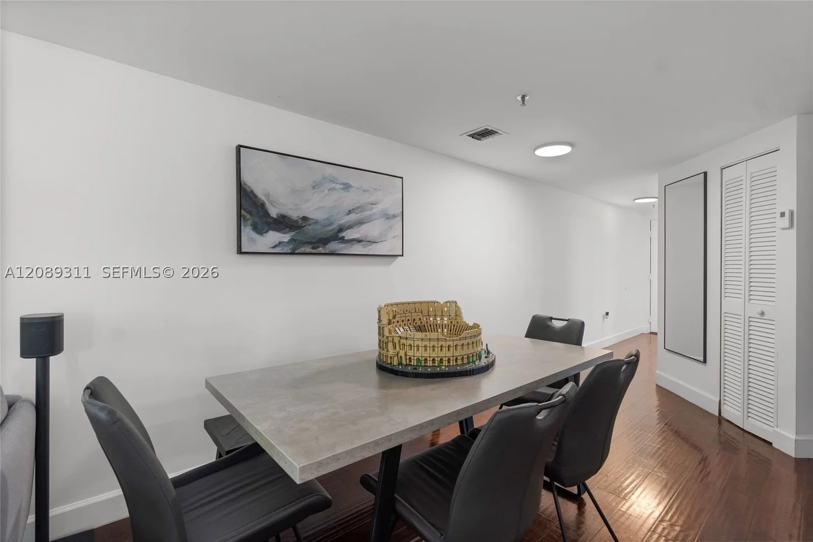 2-bedroom Condo — 1005 8th St #206, Miami Beach, FL 33139