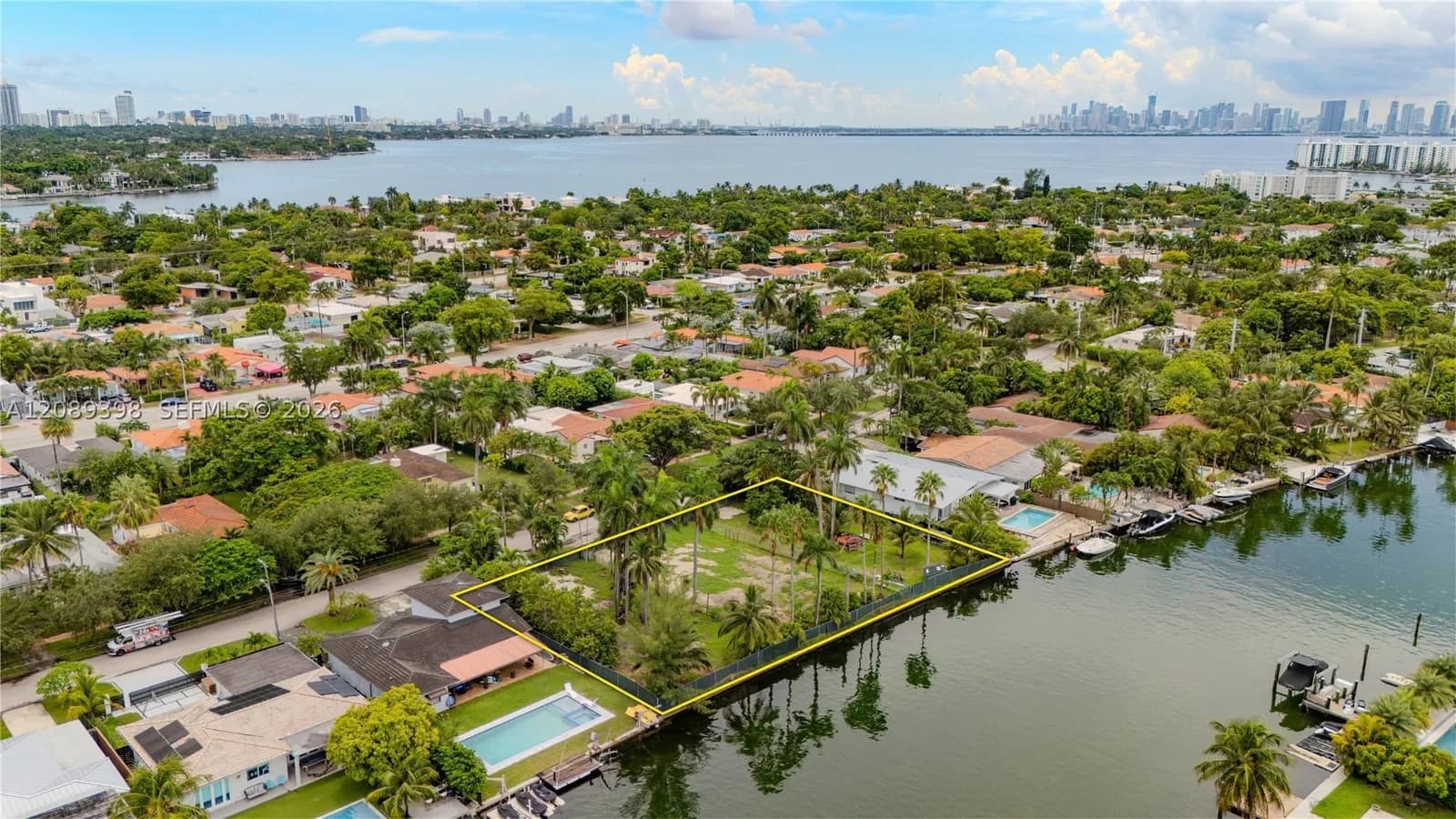 Property — 1415 Marseille Dr, Miami Beach, FL 33141