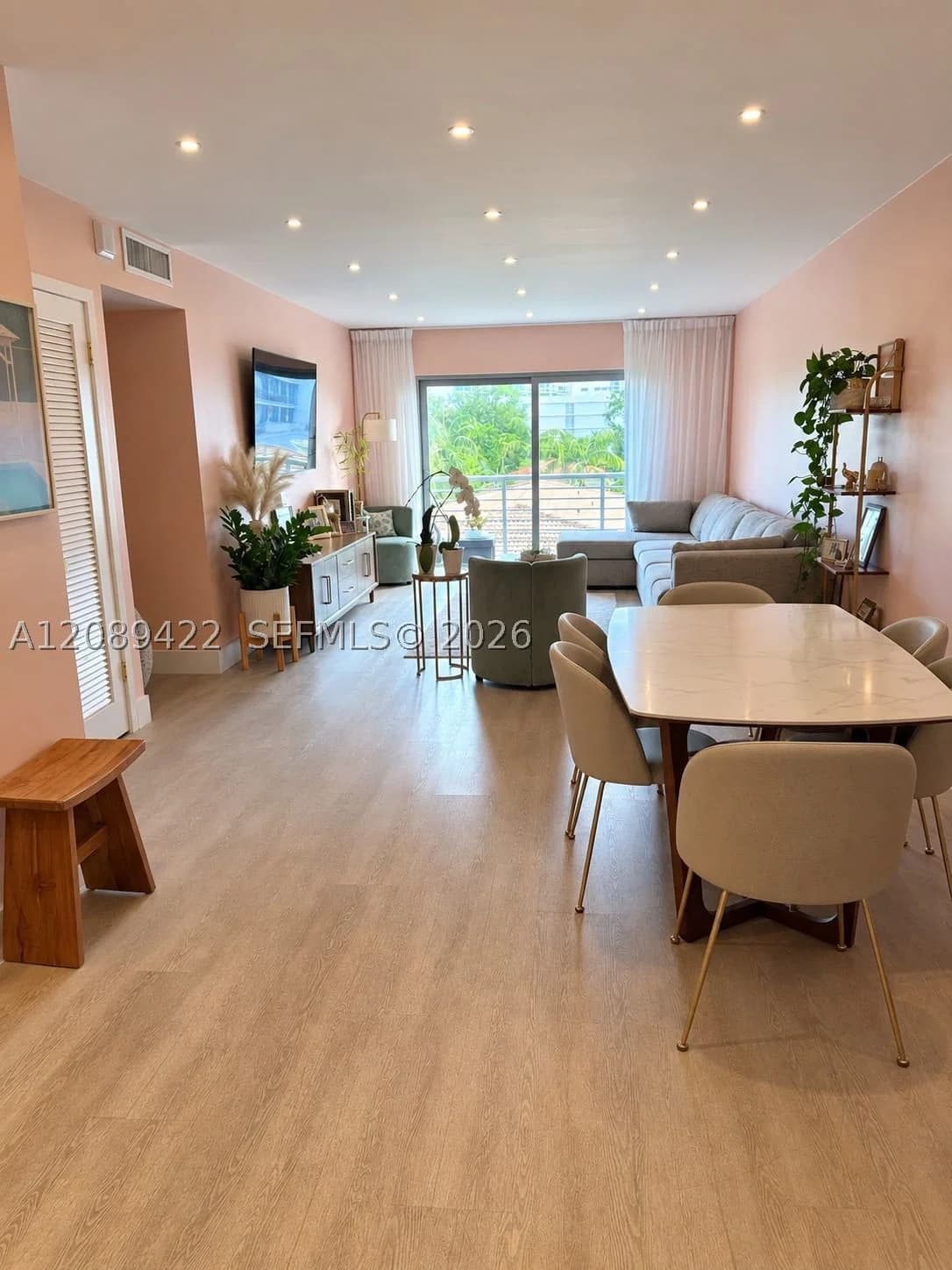 2-bedroom Condo — 1450 Lincoln Rd #406, Miami Beach, FL 33139