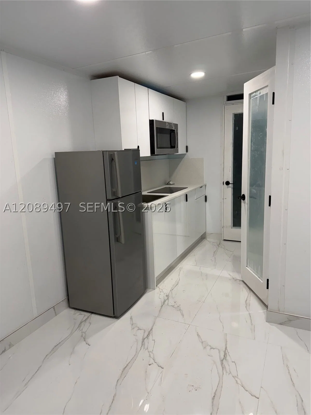 3-bedroom Property — 11060 221st Ter #b, Miami, FL 33170