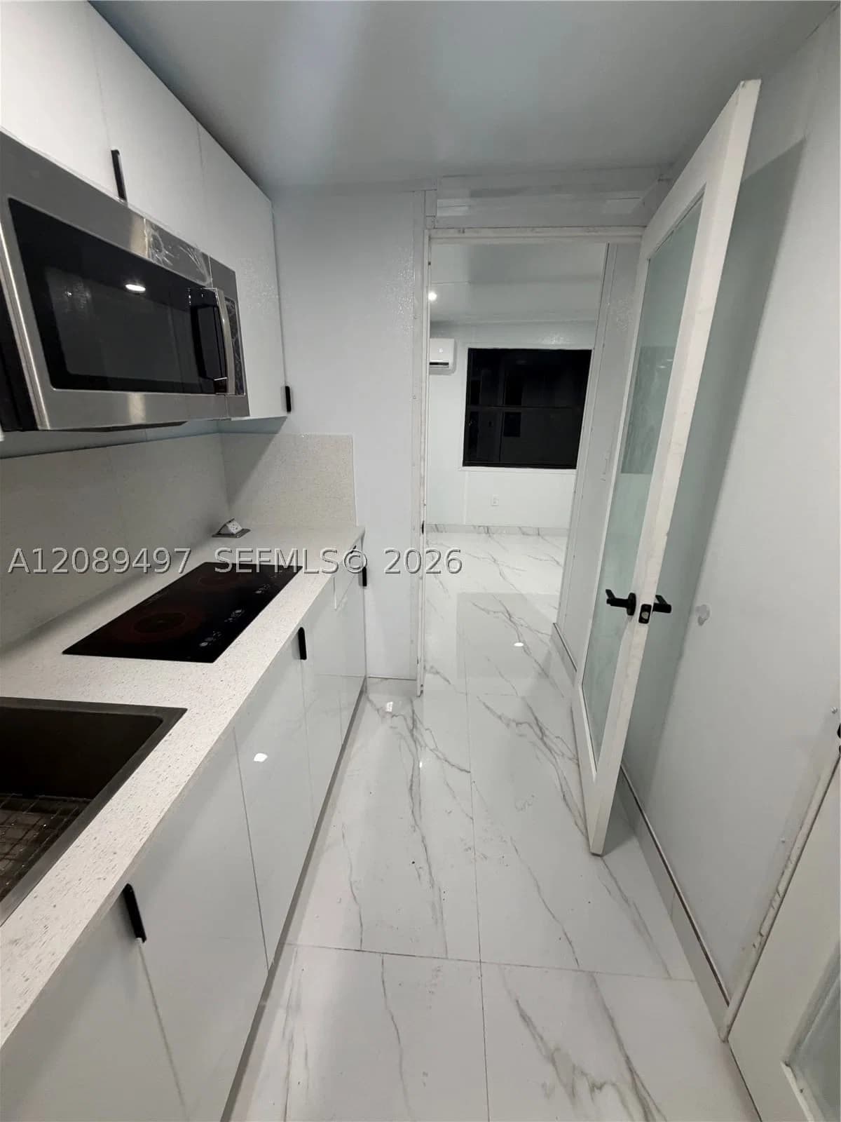3-bedroom Property — 11060 221st Ter #b, Miami, FL 33170