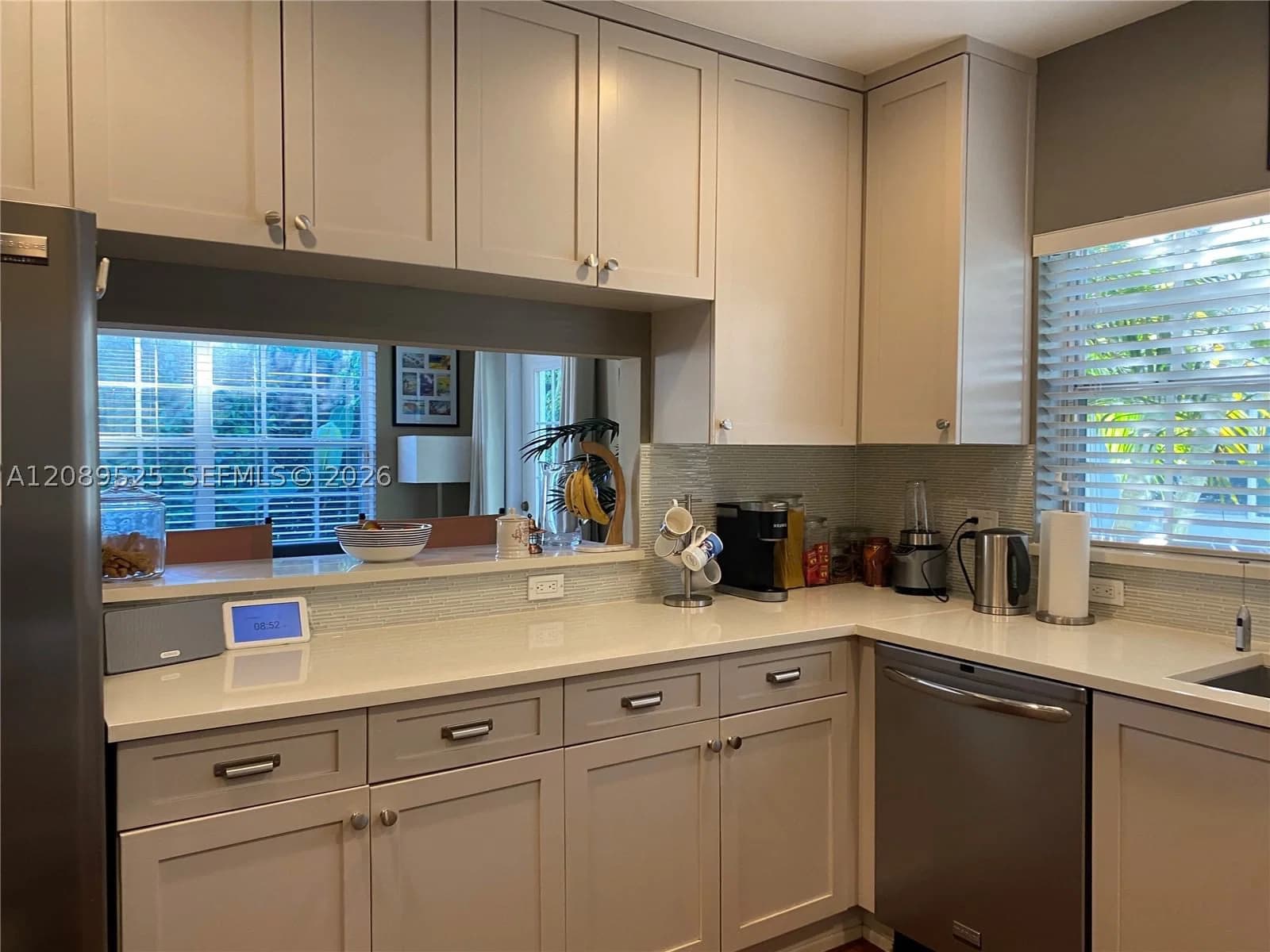 2+1 Müstakil ev — 600 Alminar Ave #-, Coral Gables, FL 33146