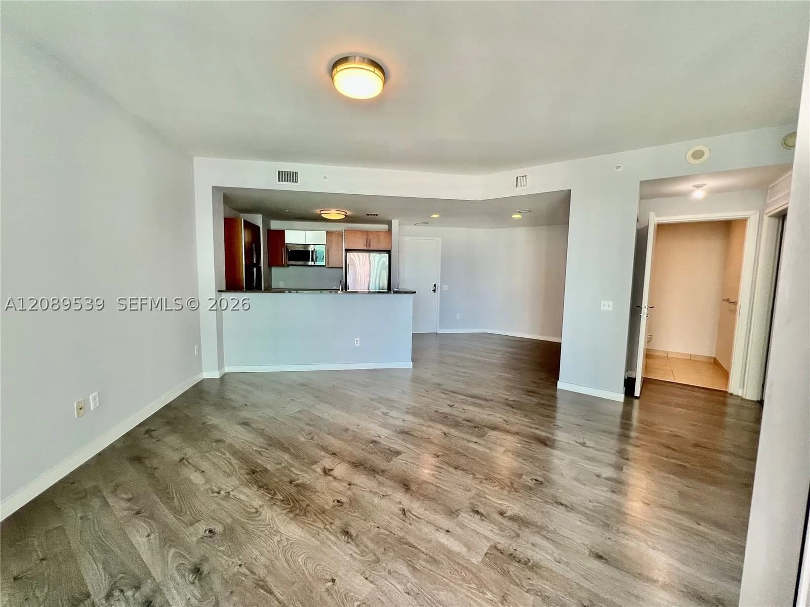 1-bedroom Condo — 300 Biscayne Blvd #T-2705, Miami, FL 33131