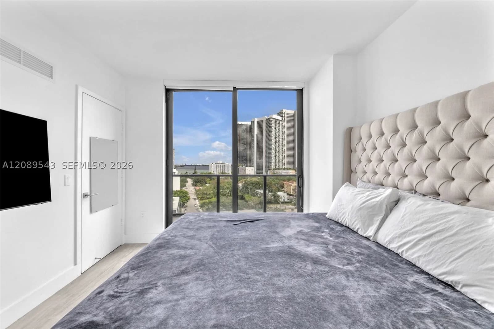 2-bedroom Condo — 121 34th St #905, Miami, FL 33137