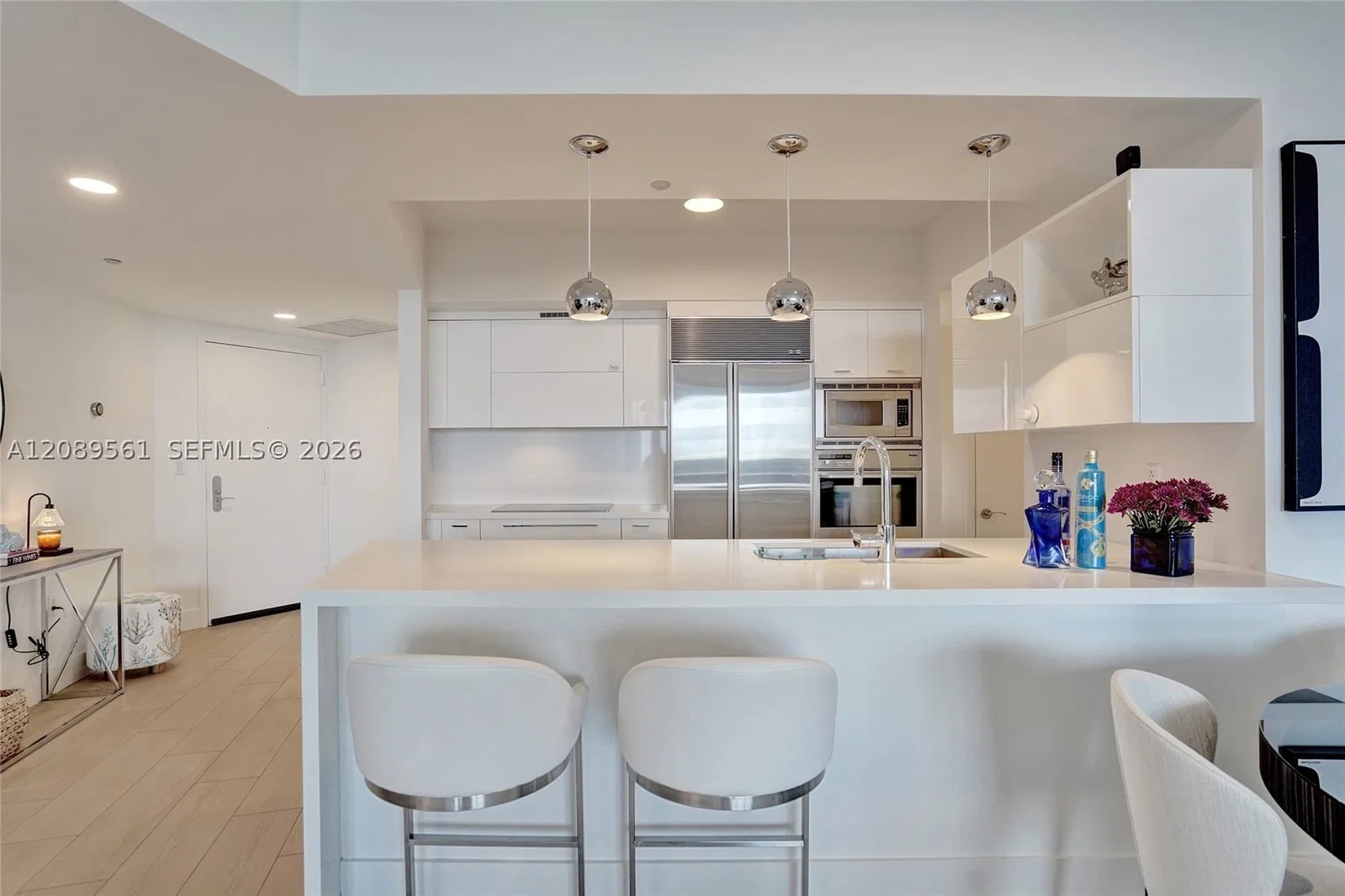 2+1 Condo — 400 Alton Rd #1505, Miami Beach, FL 33139