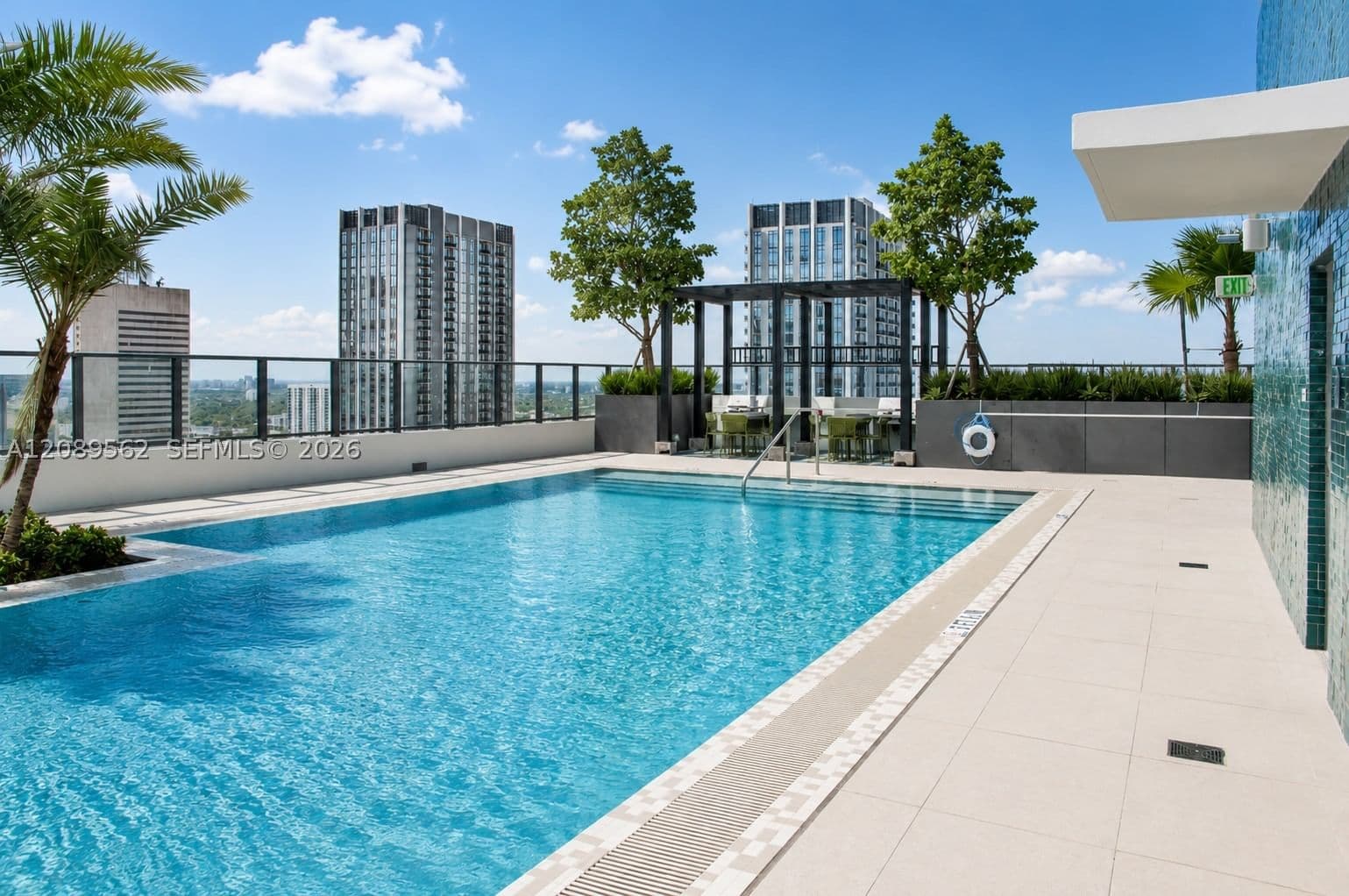 2-bedroom Condo — 11 6th St #1109, Miami, FL 33132
