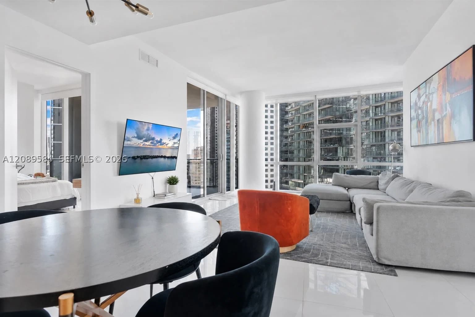 3-bedroom Condo — 851 1st Ave #1712, Miami, FL 33132