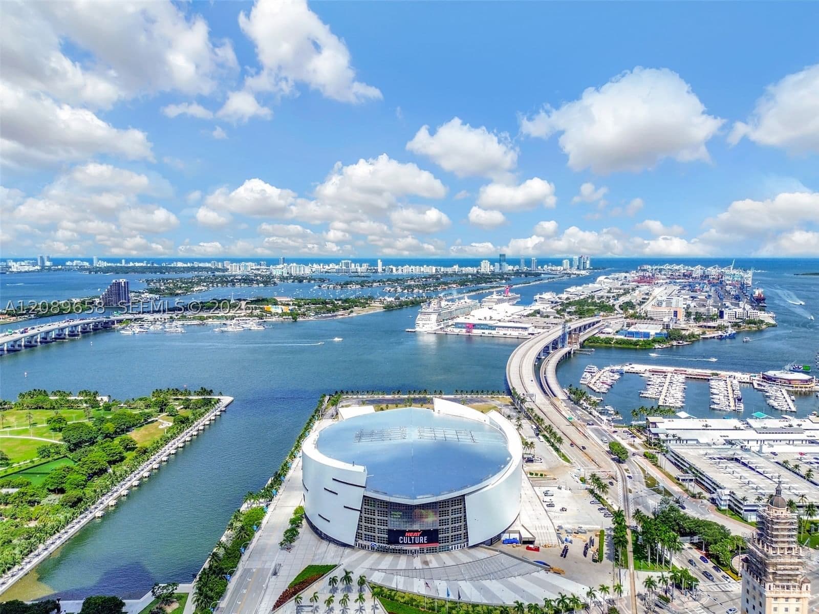 3-bedroom Condo — 159 6th St #4015, Miami, FL 33132