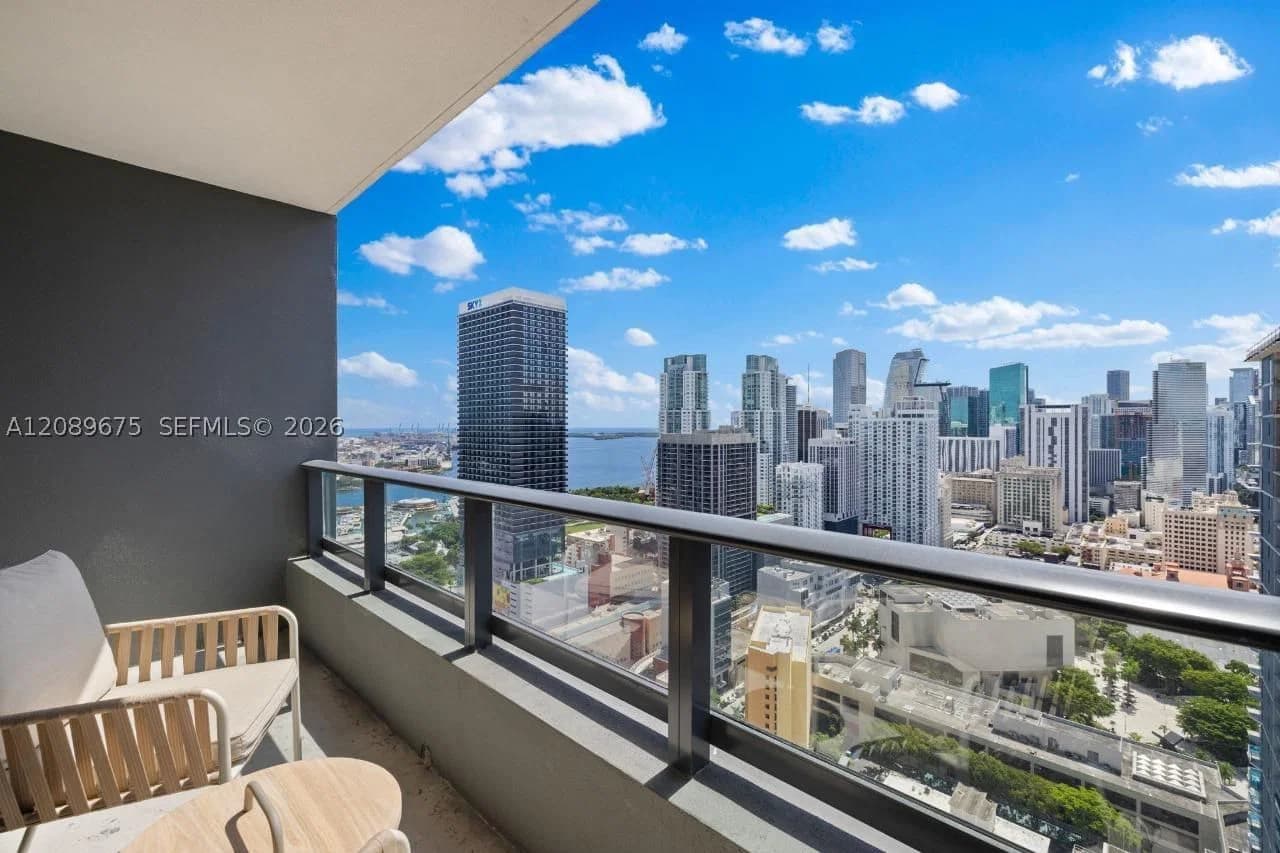 Condo — 159 6th St #3206, Miami, FL 33132