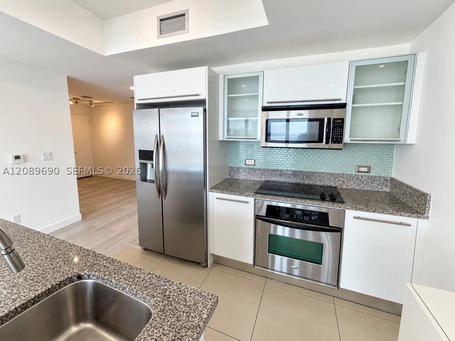1-bedroom Condo — 888 Biscayne Blvd #3306, Miami, FL 33132