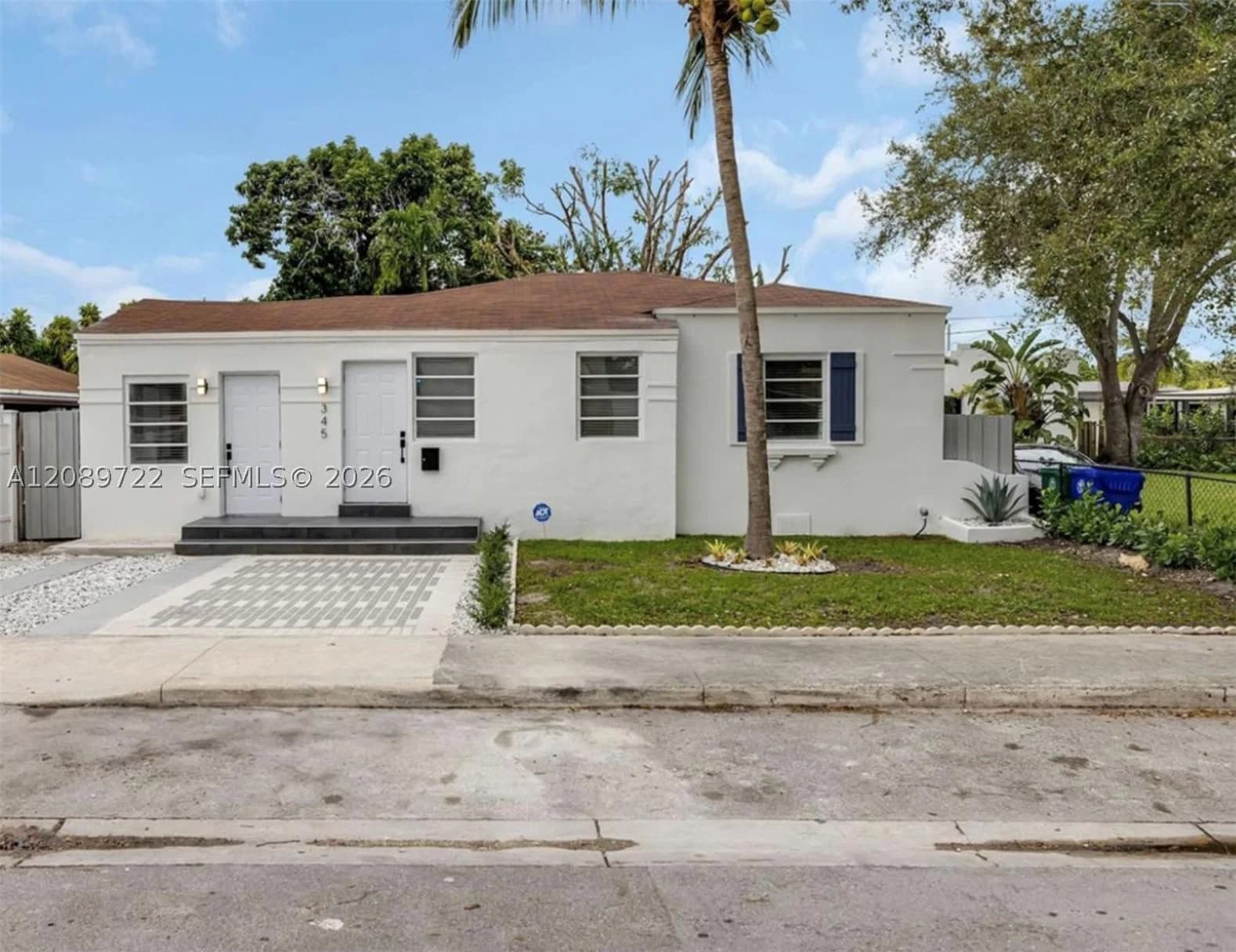 3+1 Müstakil ev — 345 44th St, Miami, FL 33127