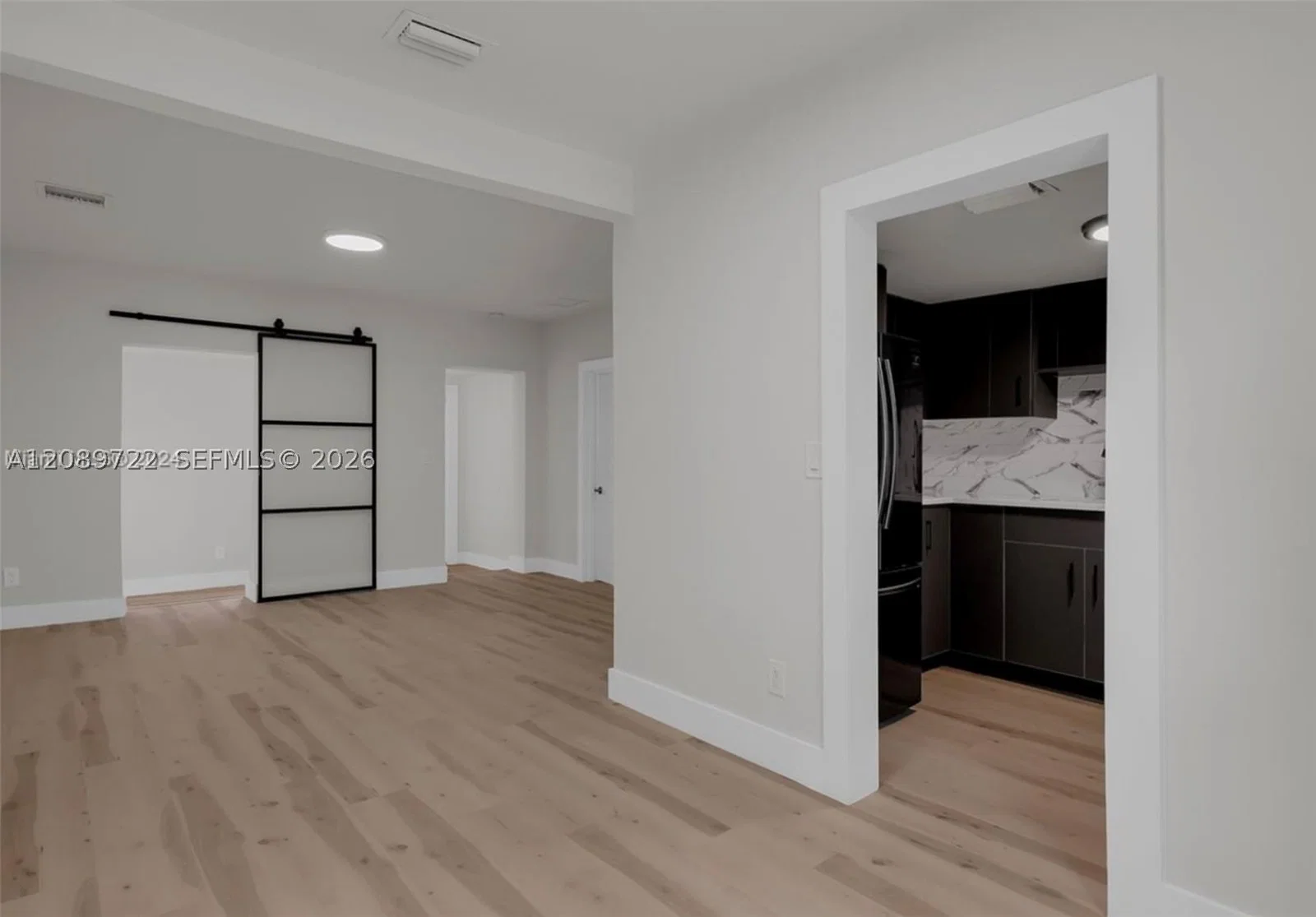 3+1 Müstakil ev — 345 44th St, Miami, FL 33127