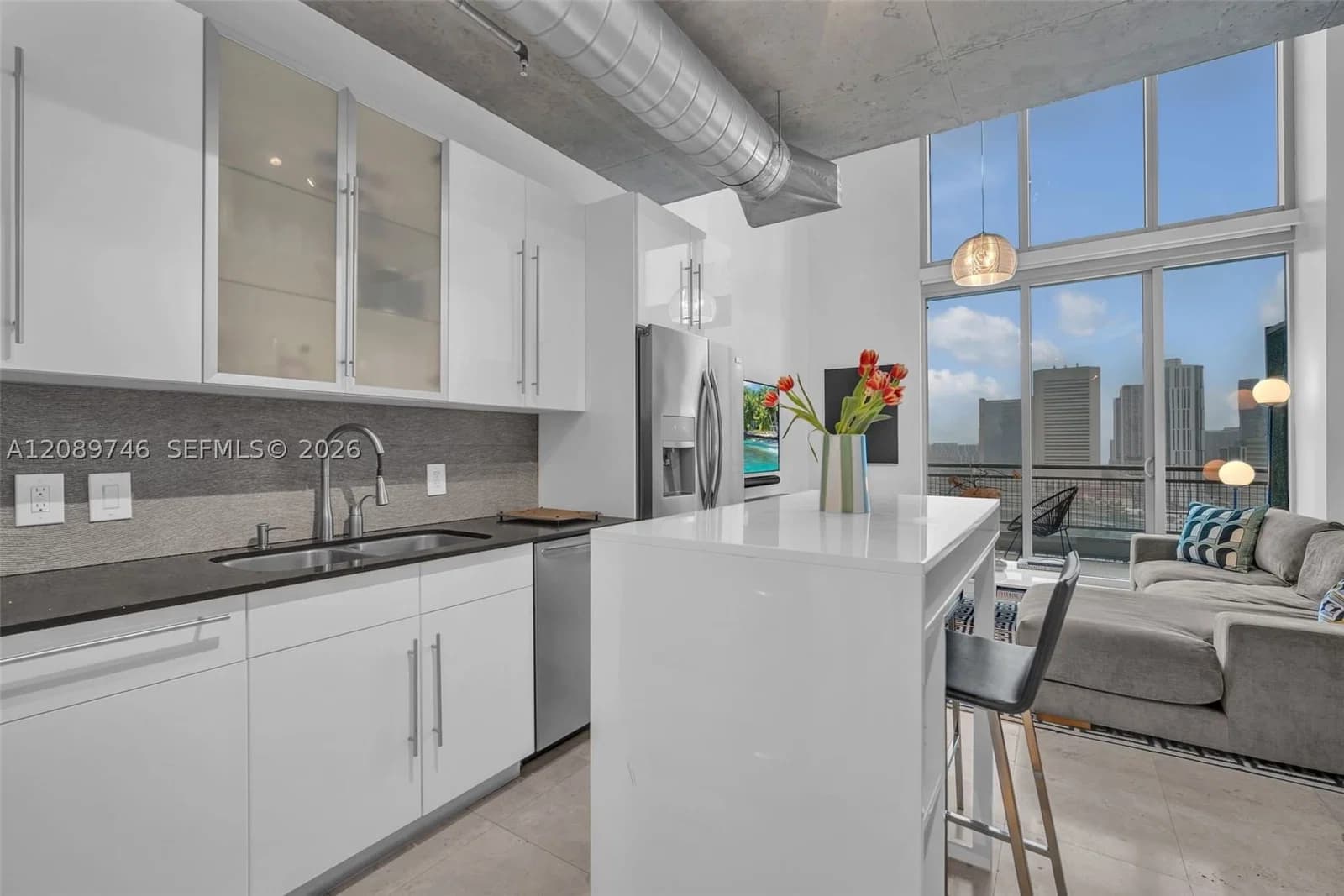 2+1 Condo — 690 1st Ct #2319, Miami, FL 33130