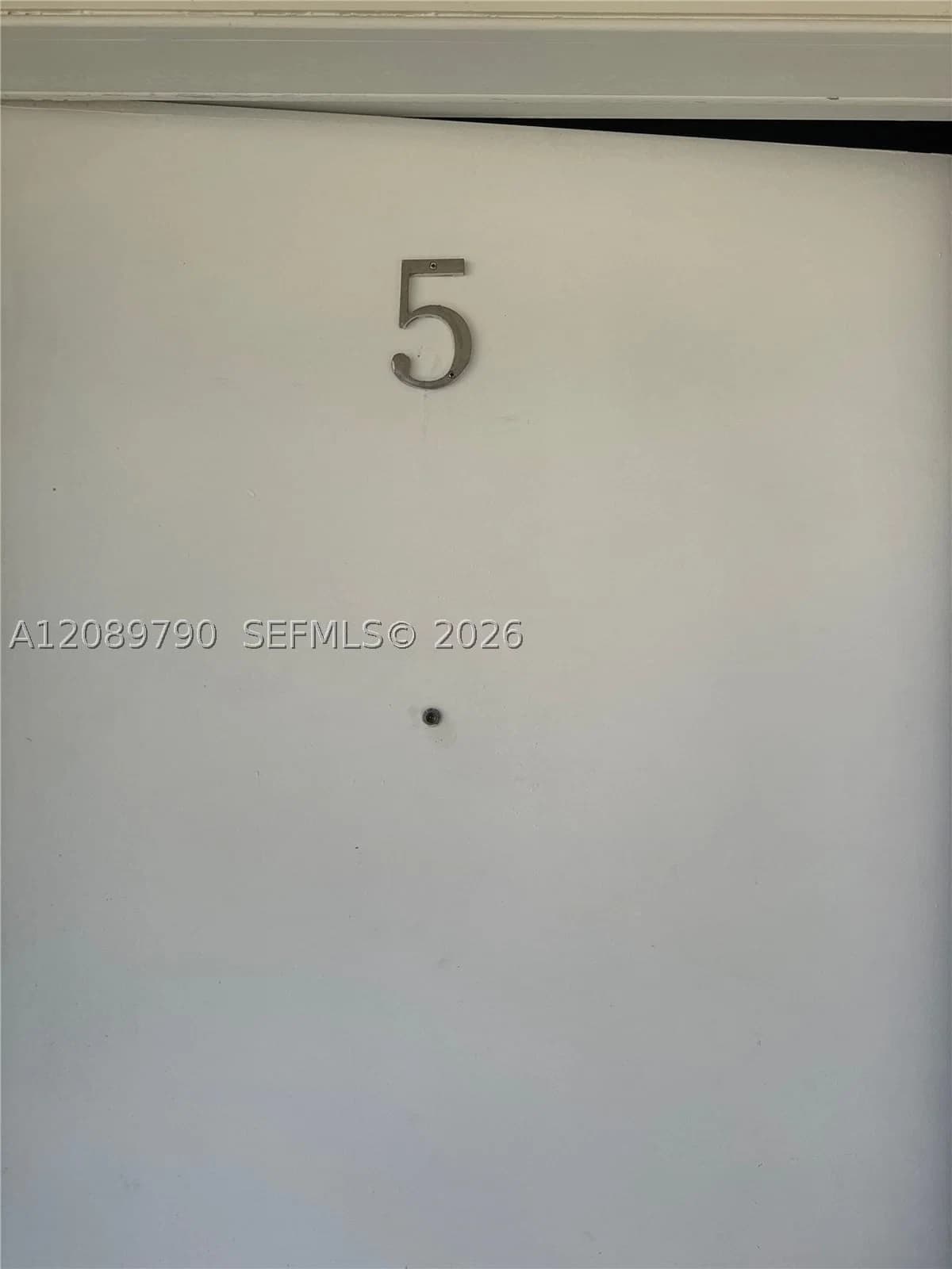 2-bedroom Apartment — 1018 2nd St #5, Miami, FL 33128