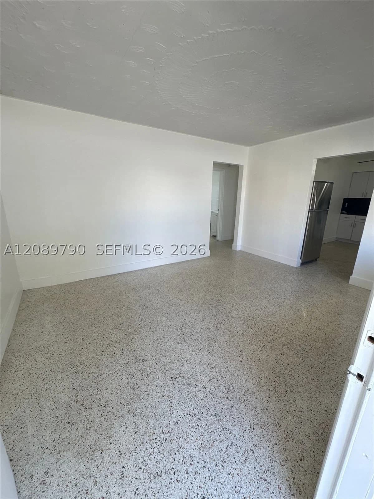 2-bedroom Apartment — 1018 2nd St #5, Miami, FL 33128