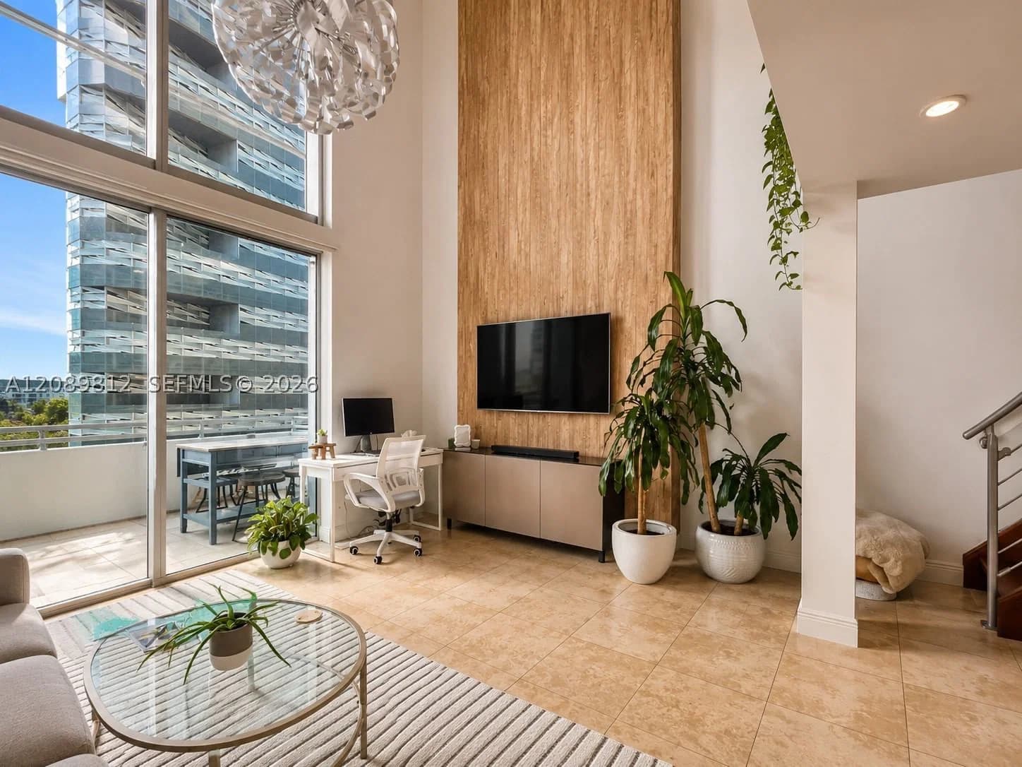 1-bedroom Condo — 1050 Brickell Ave #410, Miami, FL 33131