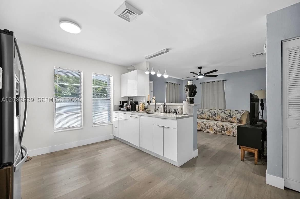 2-bedroom Property — 3231 25th St #1, Miami, FL 33133