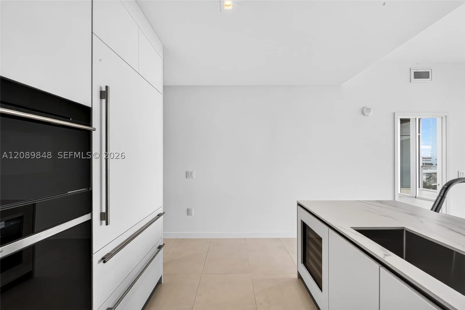2-bedroom Condo — 1400 Biscayne Blvd #705, Miami, FL 33132