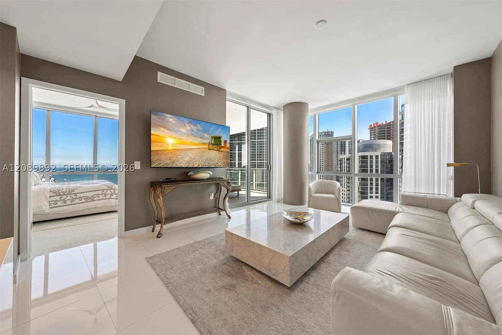 4-bedroom Condo — 851 1st Ave #3711, Miami, FL 33132