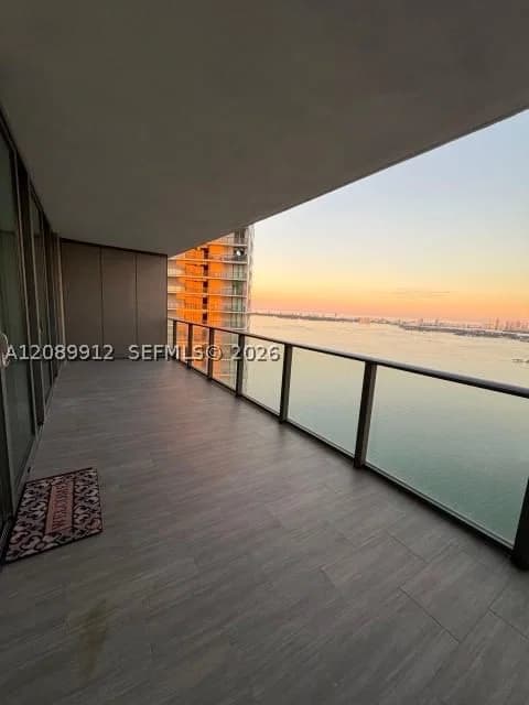 2+1 Condo — 650 32nd St #4406, Miami, FL 33137