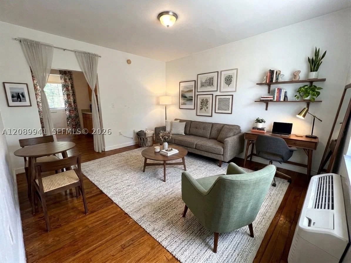 Condo — 741 15th St #12, Miami Beach, FL 33139