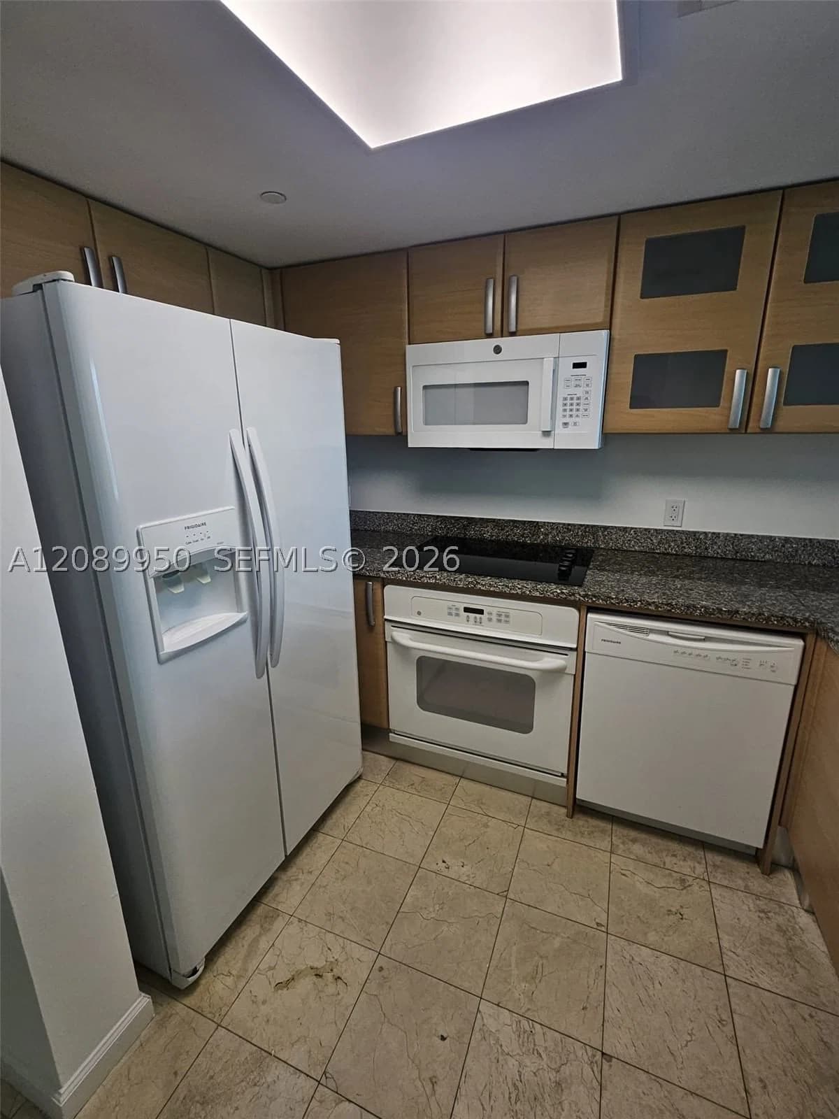 1+1 Condo — 2101 Brickell Ave #2111, Miami, FL 33129