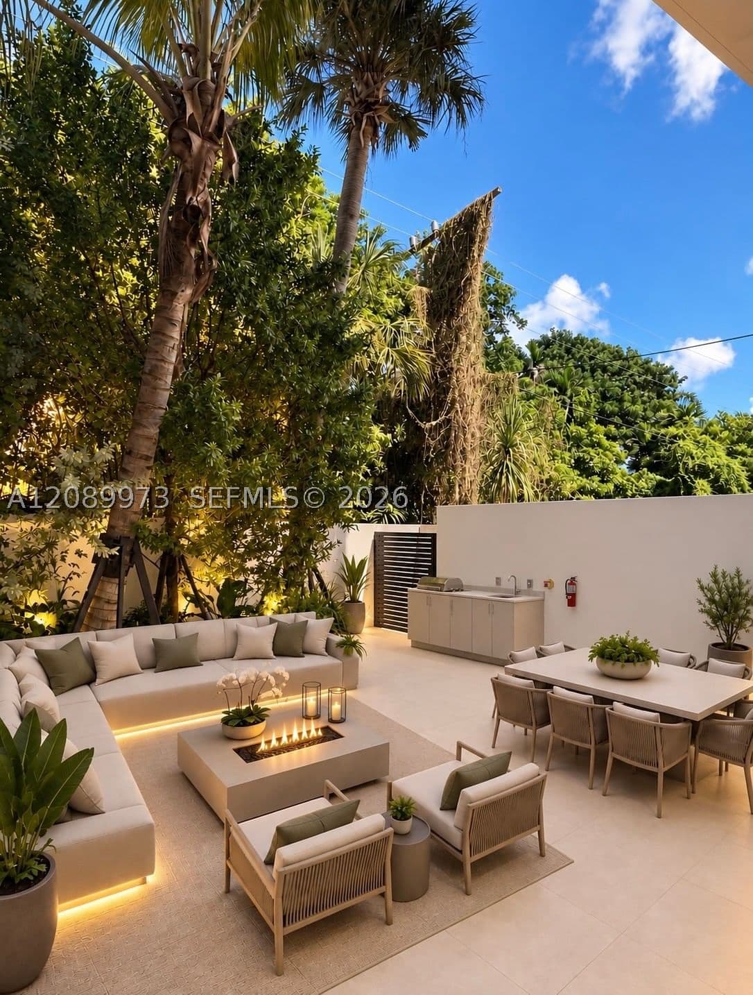 4-bedroom Condo — 2200 Brickell Ave. #GV02, Miami, FL 33129