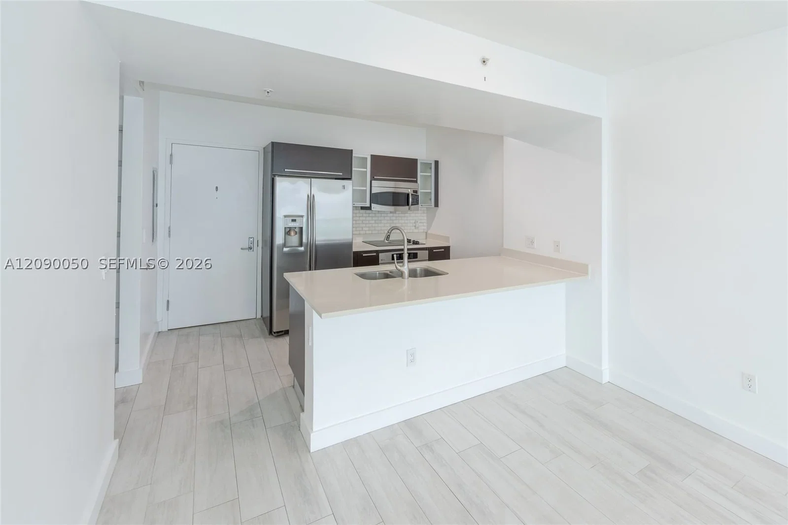 1-bedroom Condo — 333 24th St #1811, Miami, FL 33137