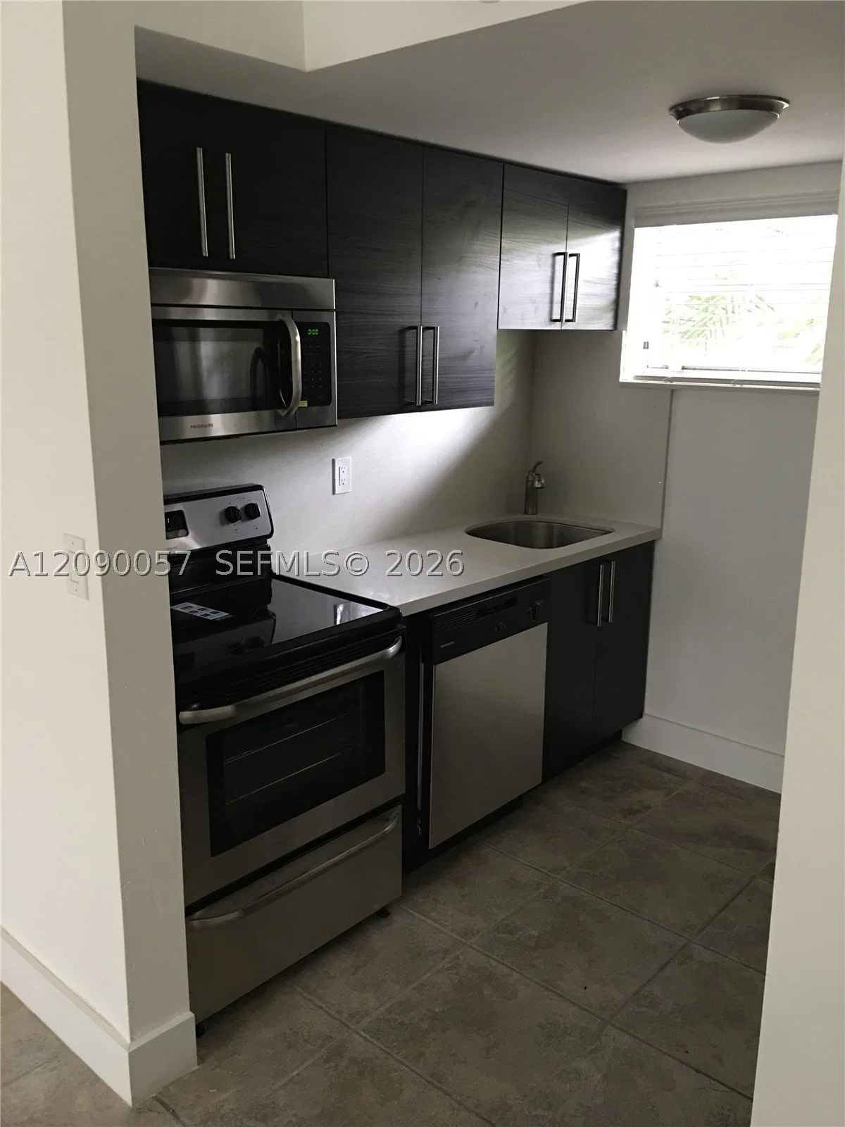 2+1 Condo — 1606 SALZEDO ST #3, Coral Gables, FL 33134